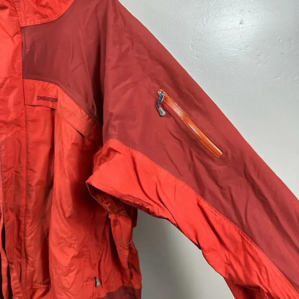Vintage Men’s Patagonia Primo Jacket in Red Size XL